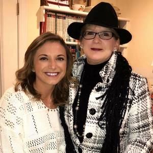 Meet your Posher, Gina